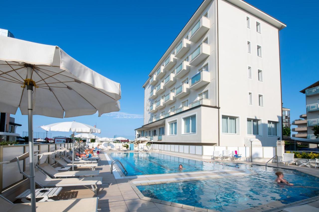 Hotel Continental Milano Marittima Exterior foto